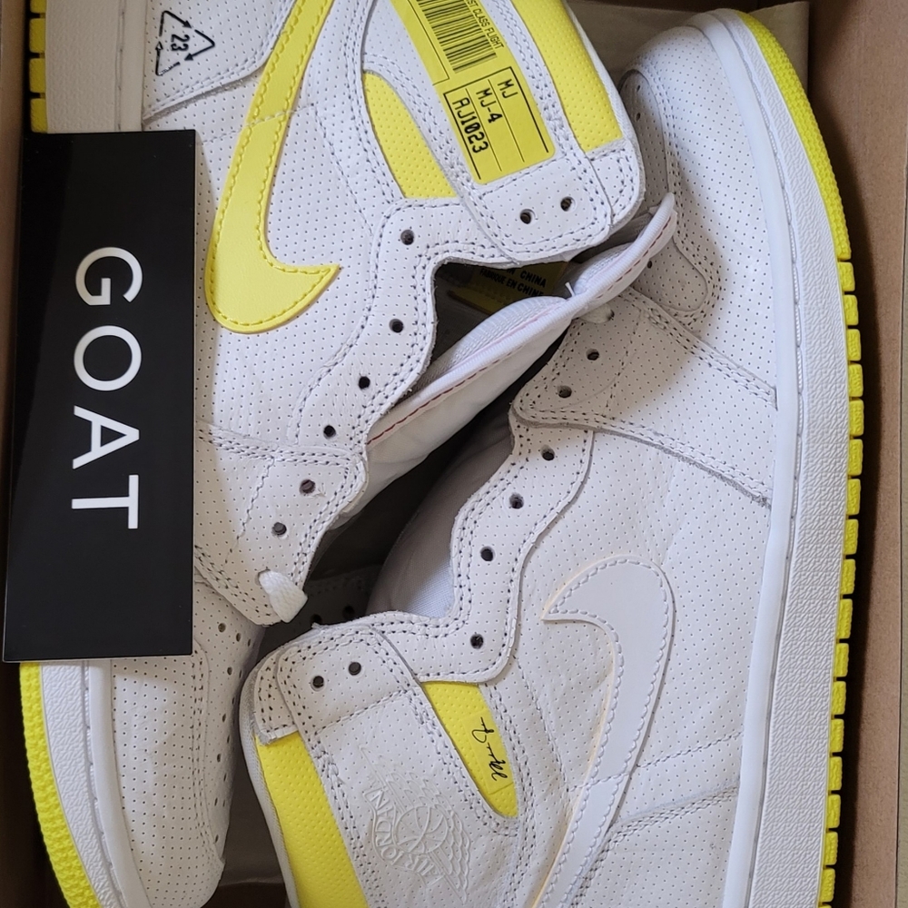 Air Jordan 1 retro high OG ' first class flight'